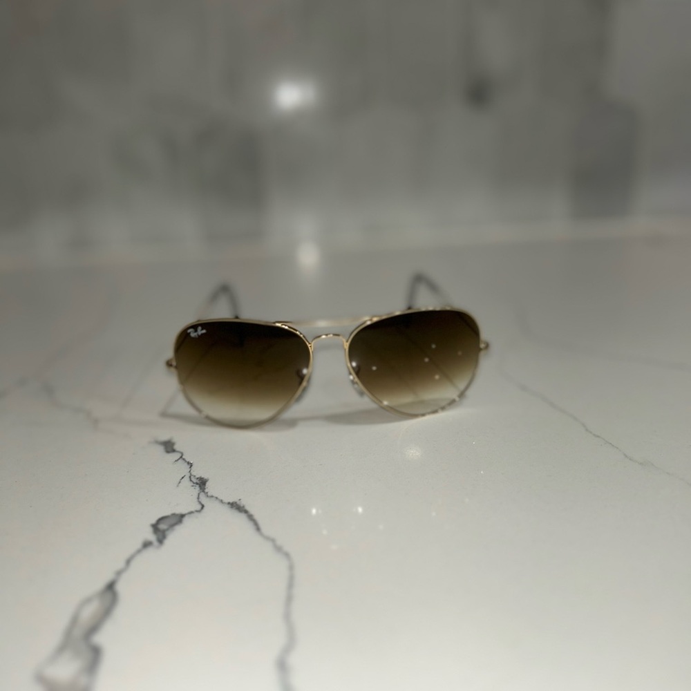 Ray-Ban Gold Aviator Sunglasses
